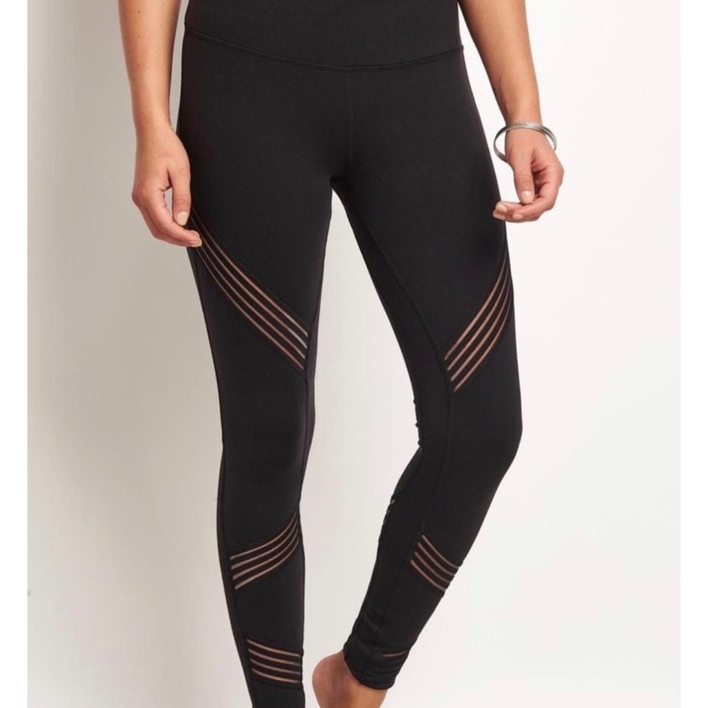 Alo Black Leggings
